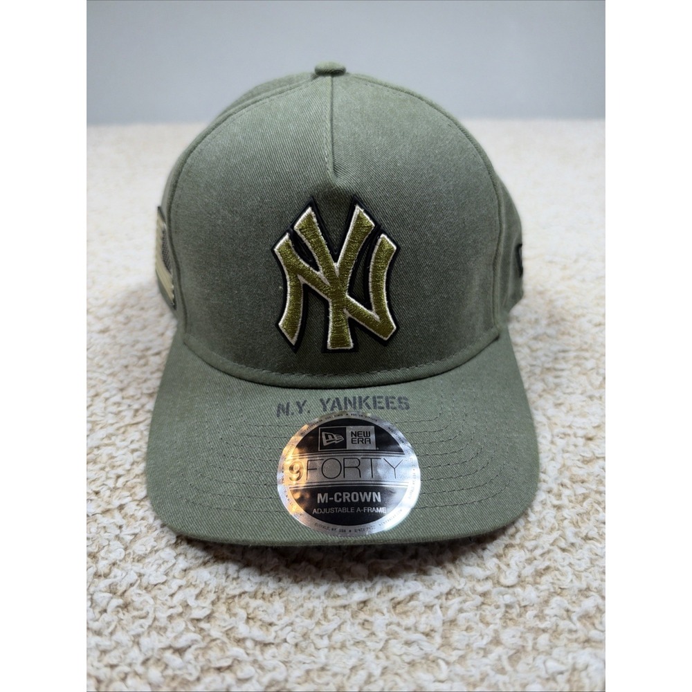 NWT New York Yankees MLB New Era 9FORTY Adjustable Snapback Military Green